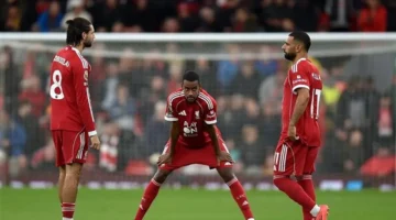 محمد صلاح في قلب أزمة ليفربول: الفريق يعاني من ضعف واضح في الخط الهجومي